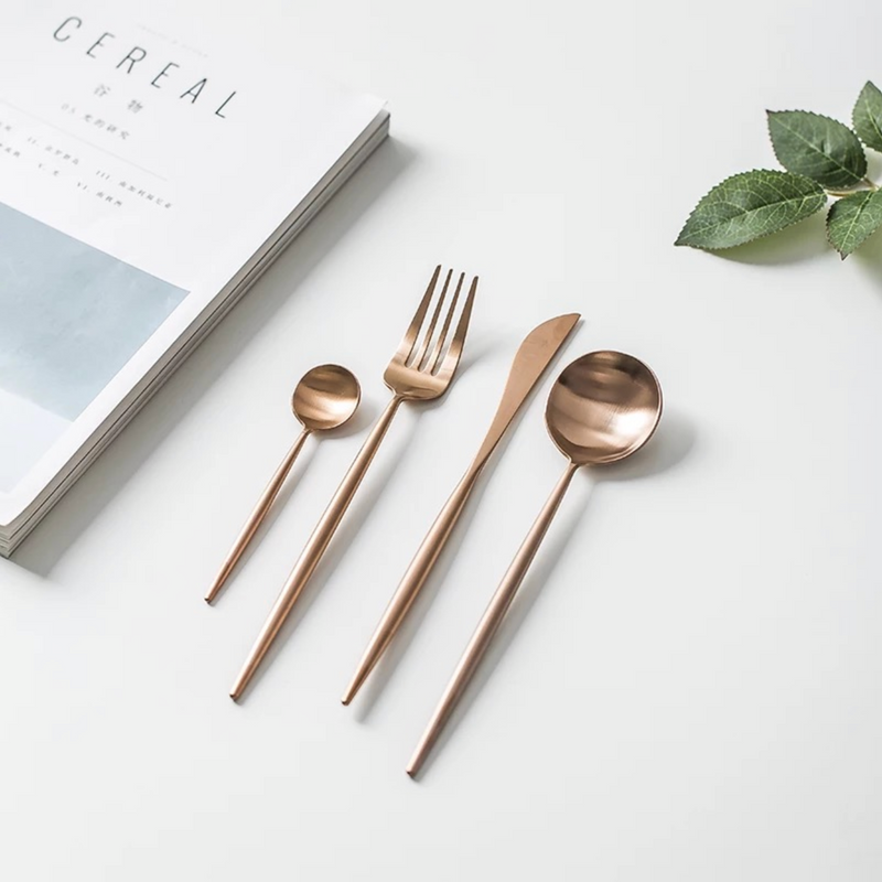 24 Teile Minimalistisches Besteck